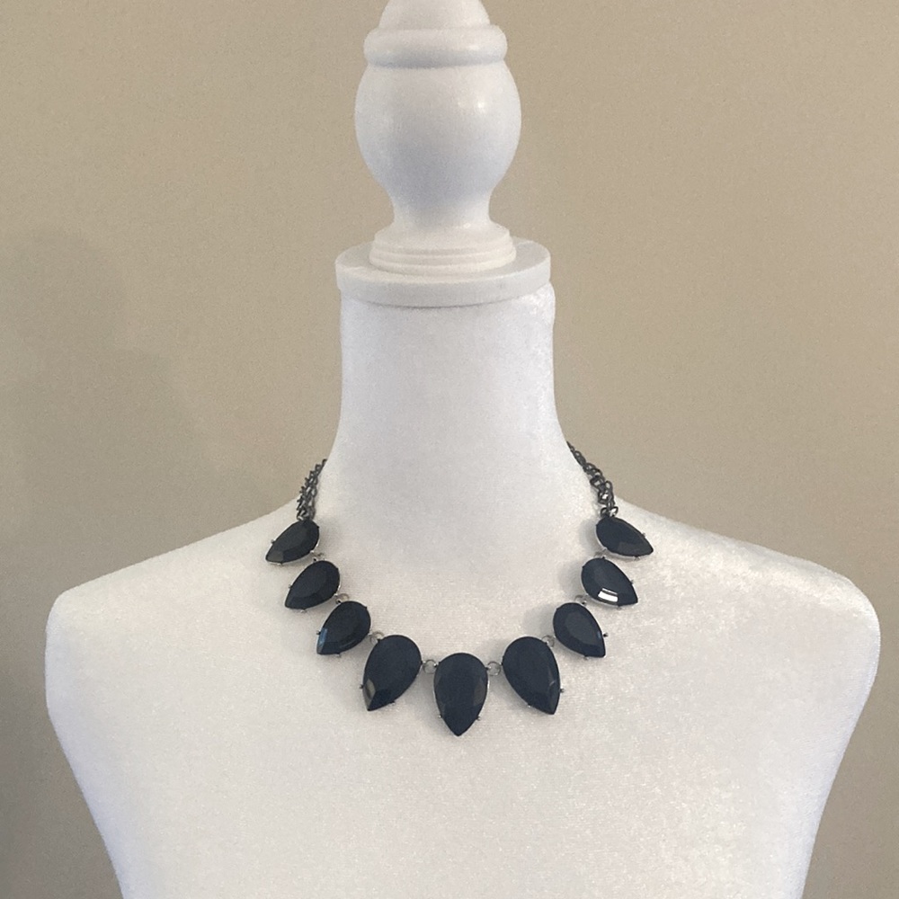 Blue Teardrop Necklace with Earrings